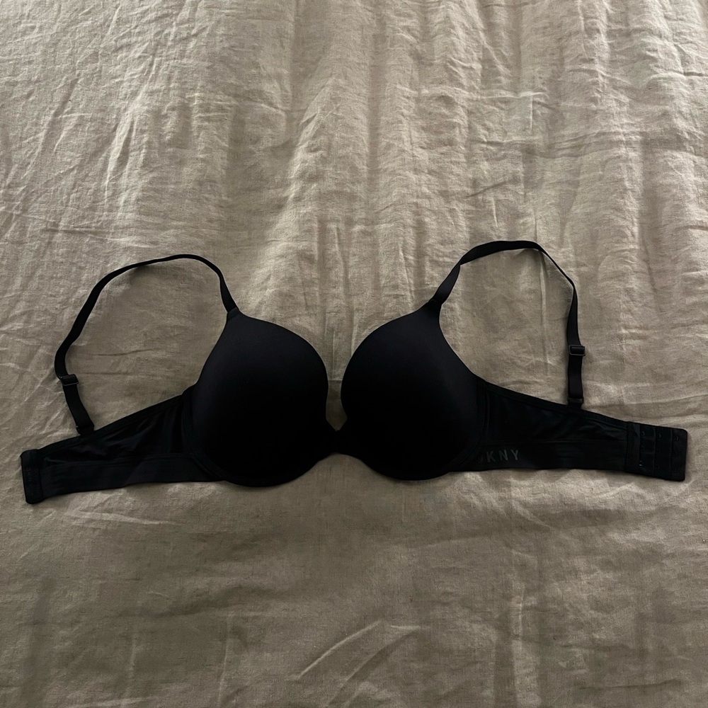 DKNY Custom Lift Push-Up Bra - Picture 2 of 5